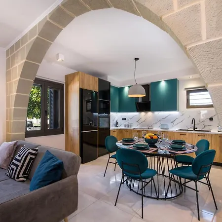 Anastasia & Maria Luxury * Kissamos